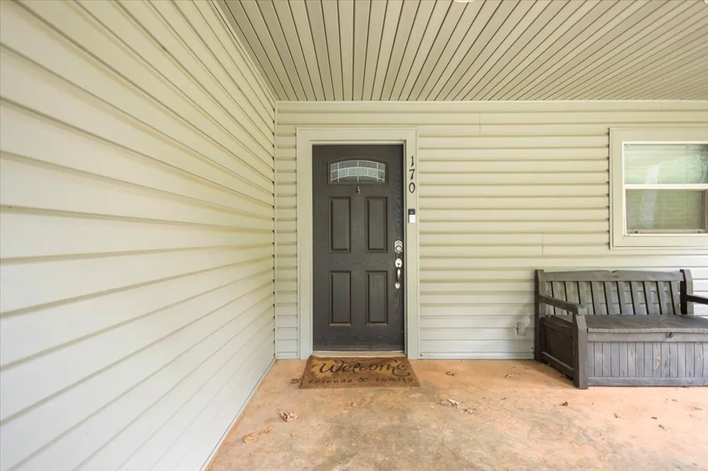 170 County Road 3136 Jacksonville, TX 75766