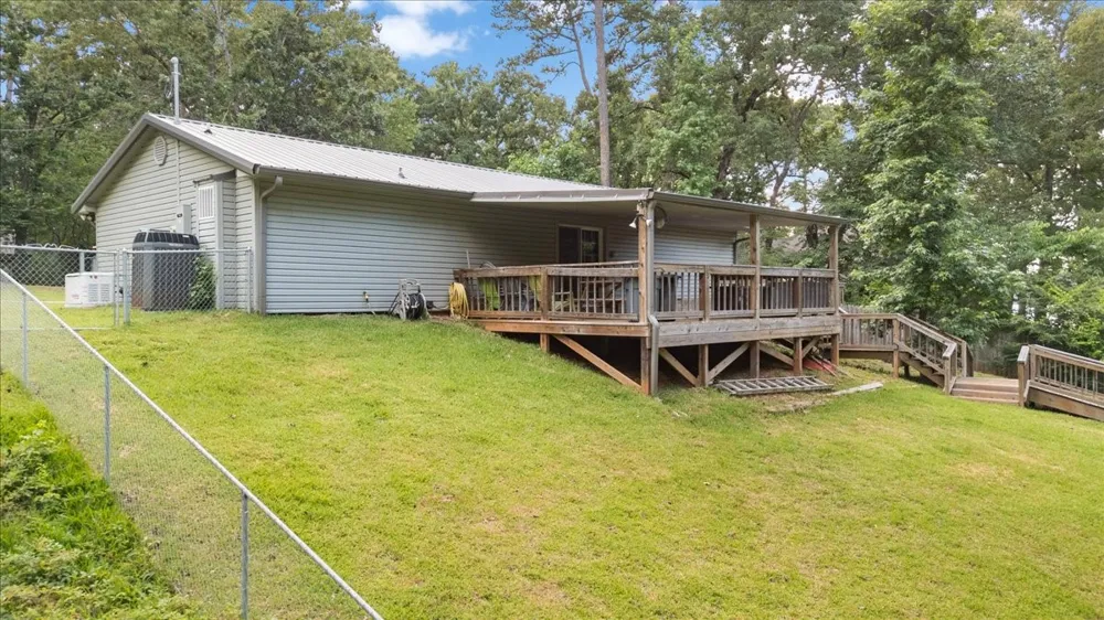 170 County Road 3136 Jacksonville, TX 75766