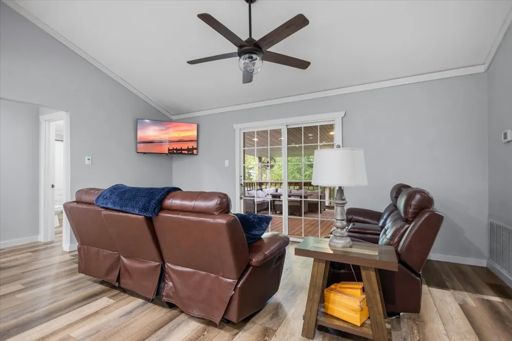 170 County Road 3136 Jacksonville, TX 75766