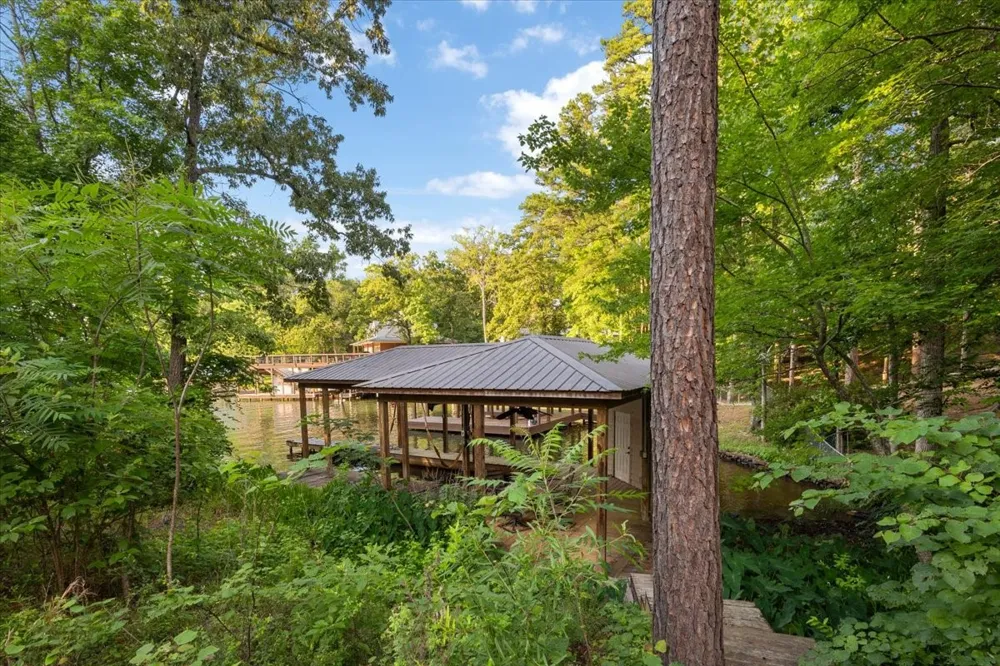170 County Road 3136 Jacksonville, TX 75766