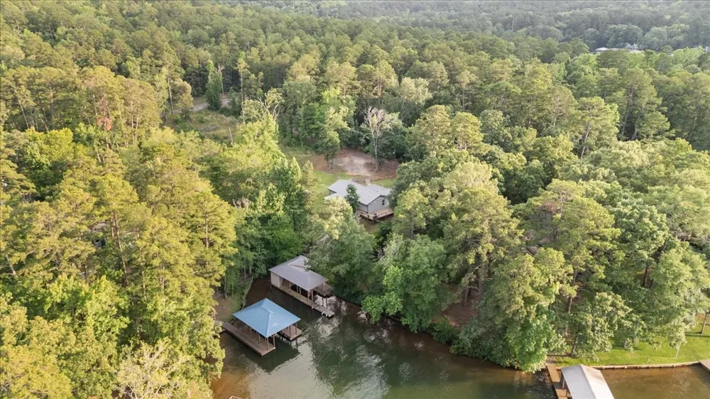 170 County Road 3136 Jacksonville, TX 75766