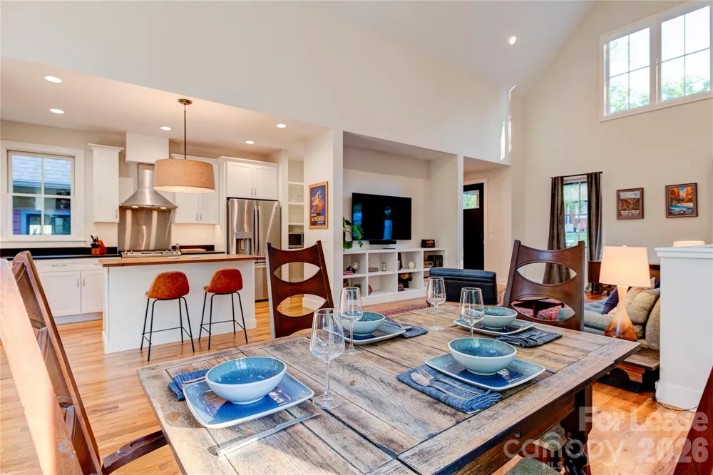 12 Waverly Road Asheville, NC 28803