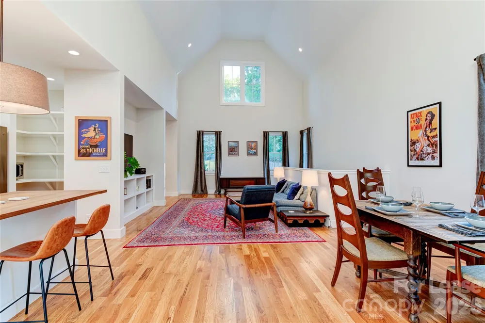 12 Waverly Road Asheville, NC 28803
