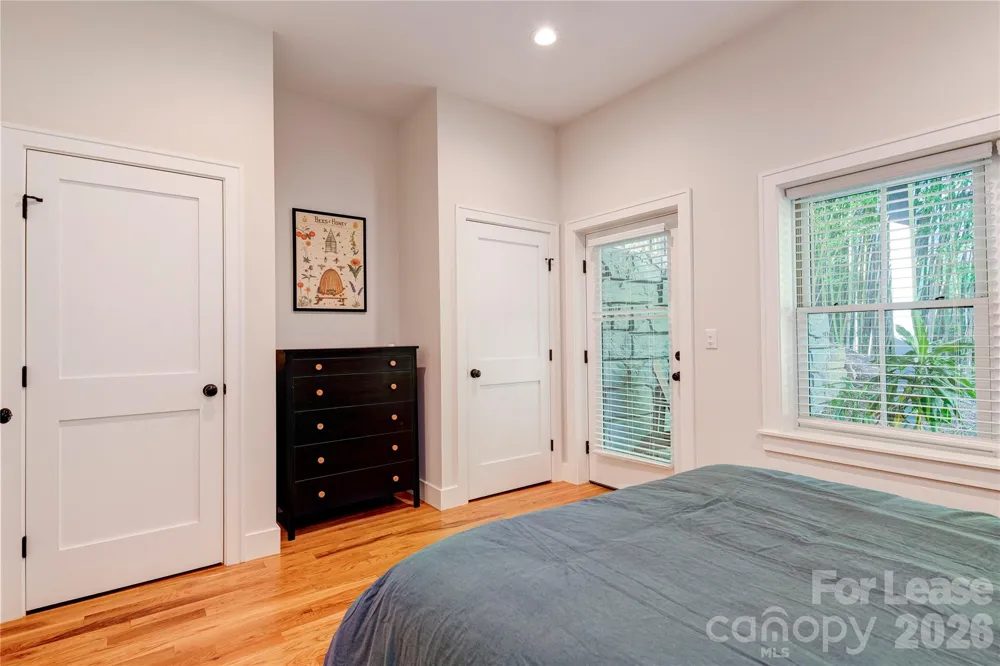 12 Waverly Road Asheville, NC 28803