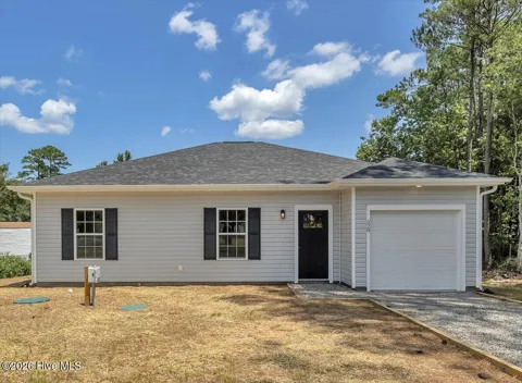 528 Mary Lou Lane SW