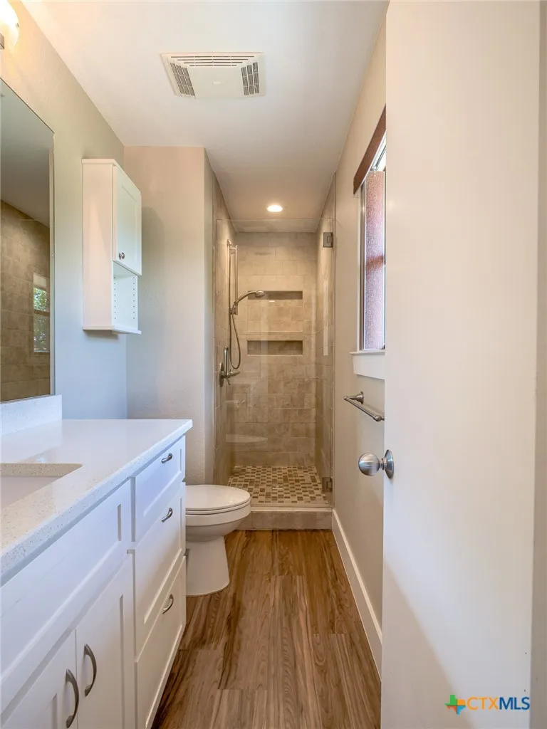 109 Sundown Trail Marble Falls, TX 78654