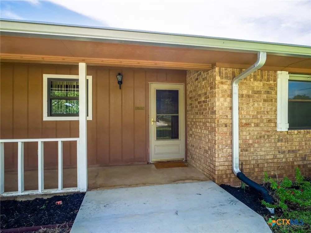109 Sundown Trail Marble Falls, TX 78654
