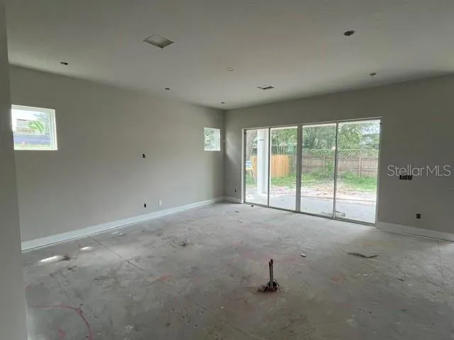 1604 COLE ROAD Orlando, FL 32803