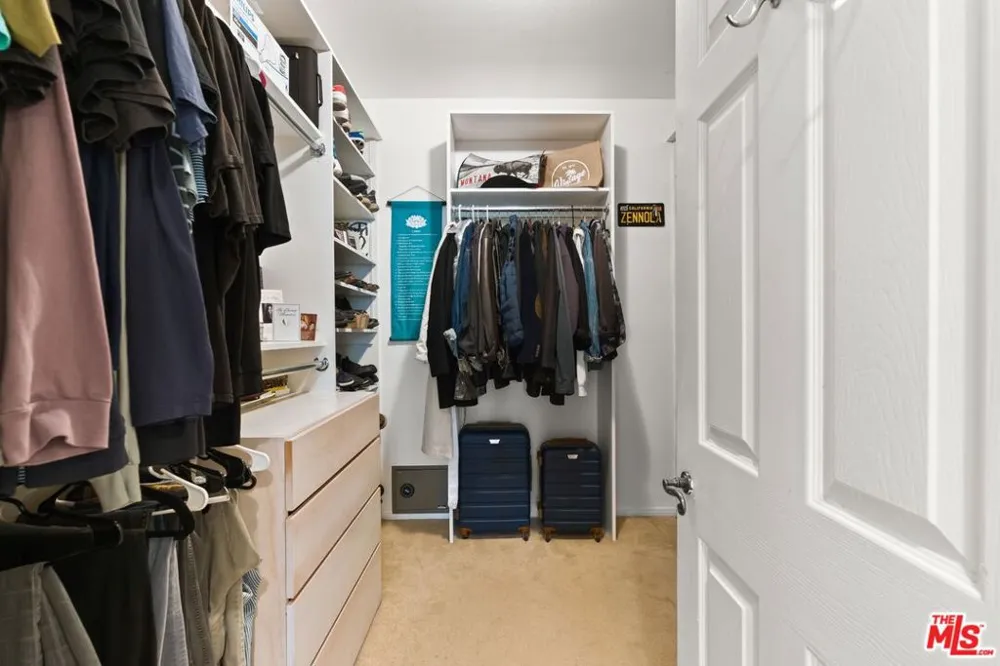 6435 Zumirez Drive #21 Malibu, CA 90265