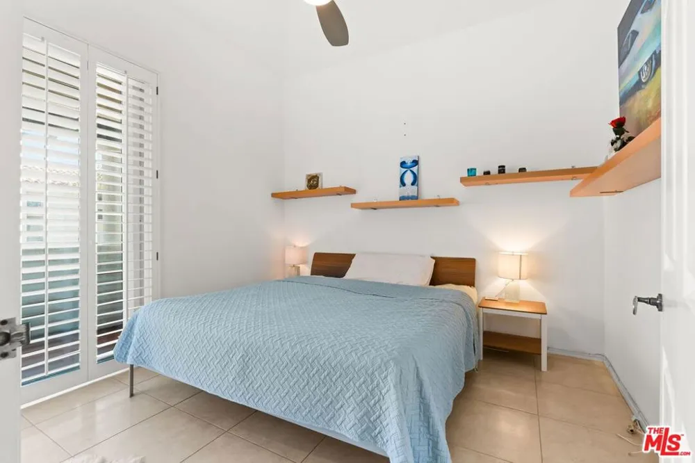 6435 Zumirez Drive #21 Malibu, CA 90265