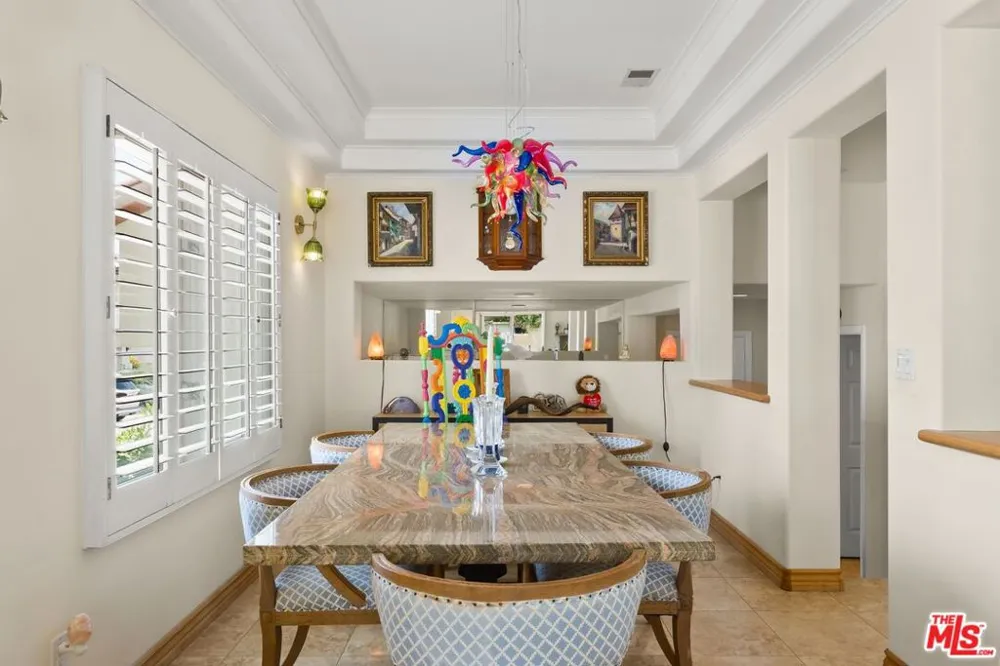 6435 Zumirez Drive #21 Malibu, CA 90265