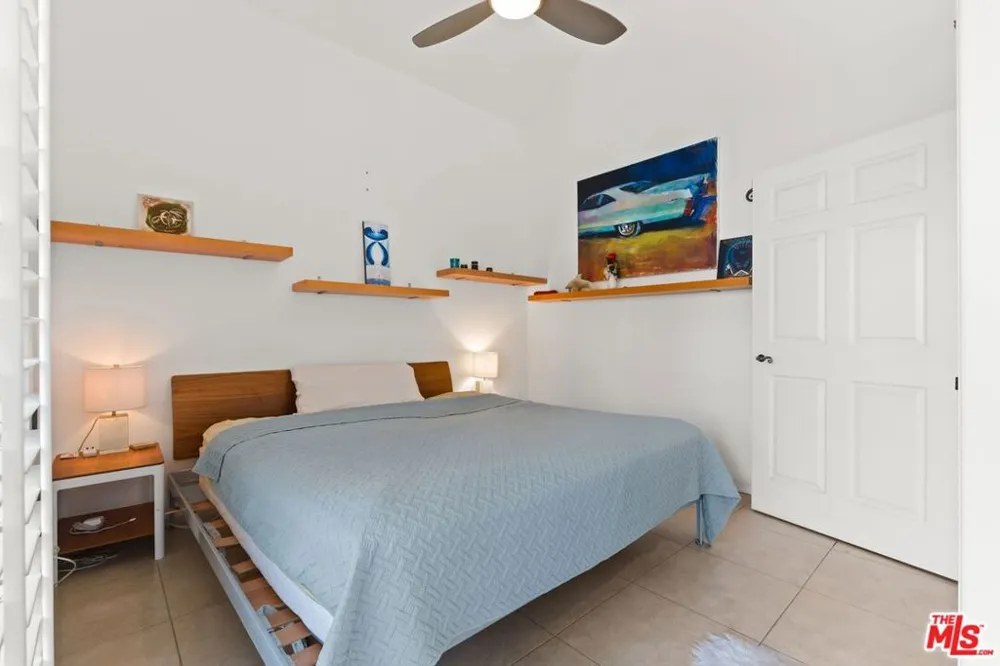 6435 Zumirez Drive #21 Malibu, CA 90265