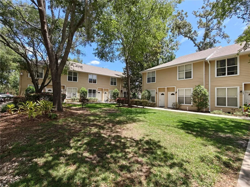 3521 SW 30TH WAY #104 Gainesville, FL 32608