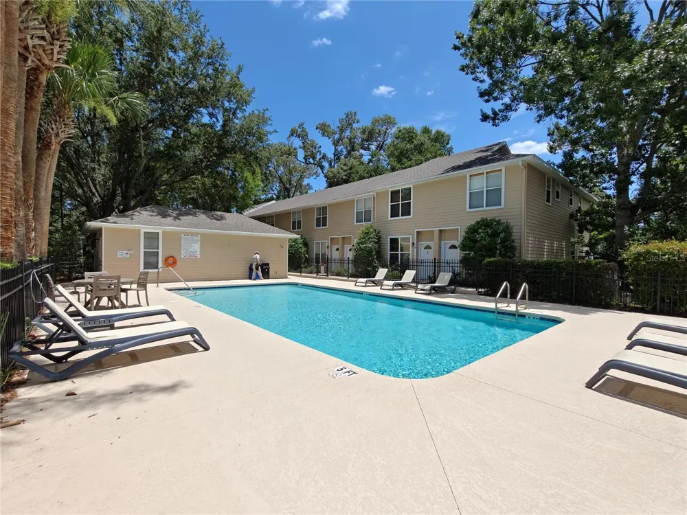 3521 SW 30TH WAY #104 Gainesville, FL 32608
