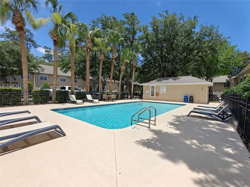 3521 SW 30TH WAY #104 Gainesville, FL 32608