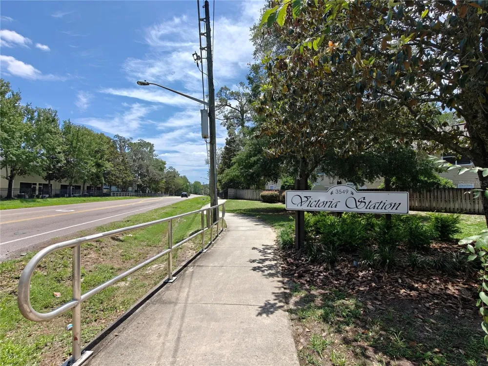 3521 SW 30TH WAY #104 Gainesville, FL 32608