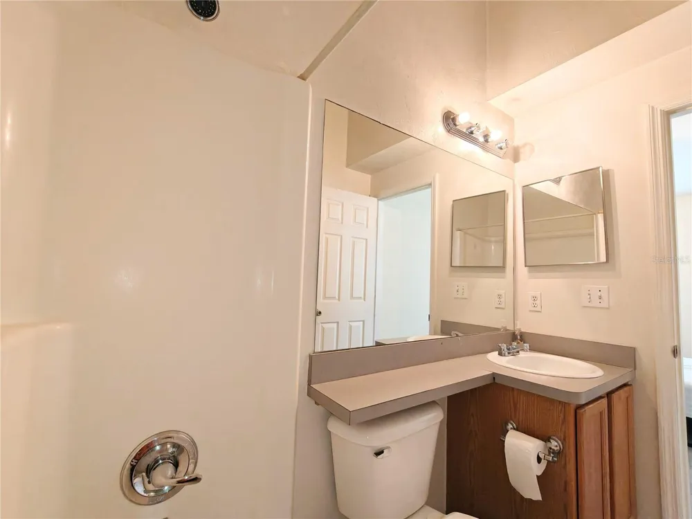3521 SW 30TH WAY #104 Gainesville, FL 32608