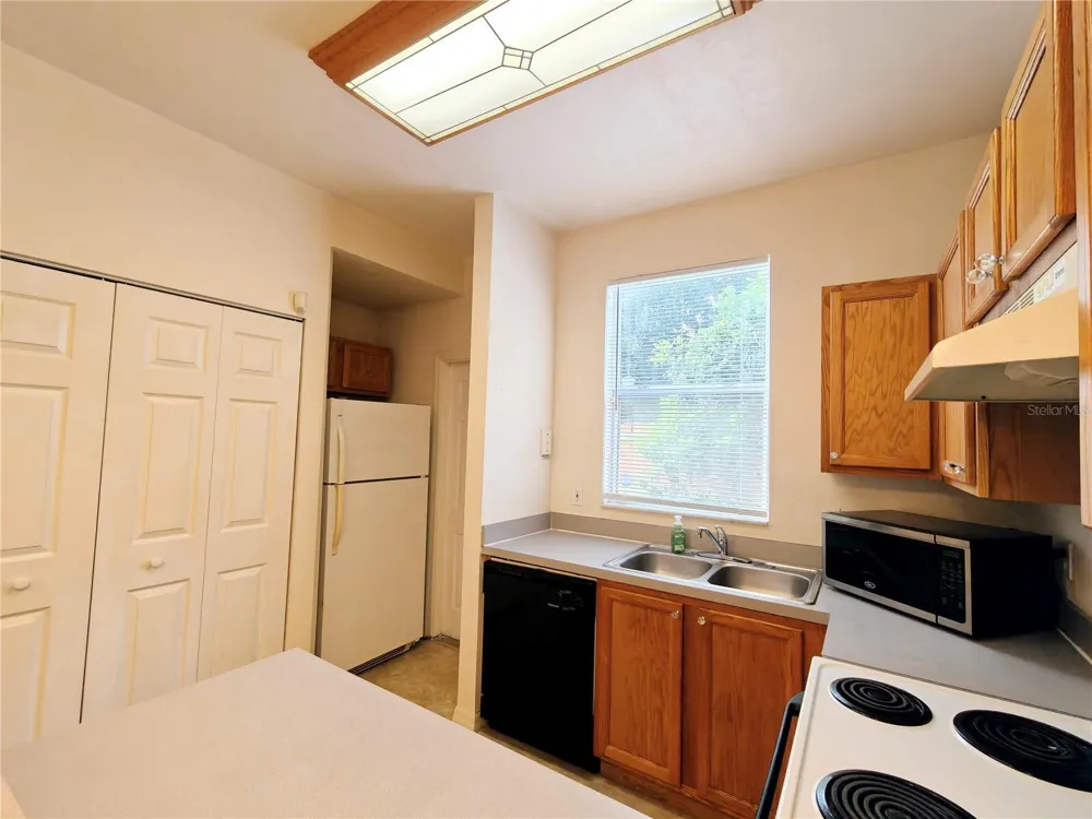 3521 SW 30TH WAY #104 Gainesville, FL 32608