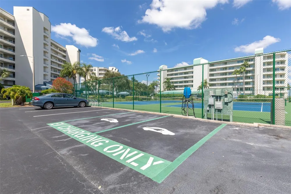 7984 SAILBOAT KEY BOULEVARD S #502 South Pasadena, FL 33707
