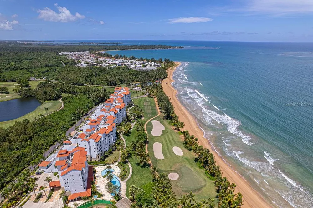 9000 Rio Mar OCEAN SIXTEEN #321 Rio Grande, PR 00745