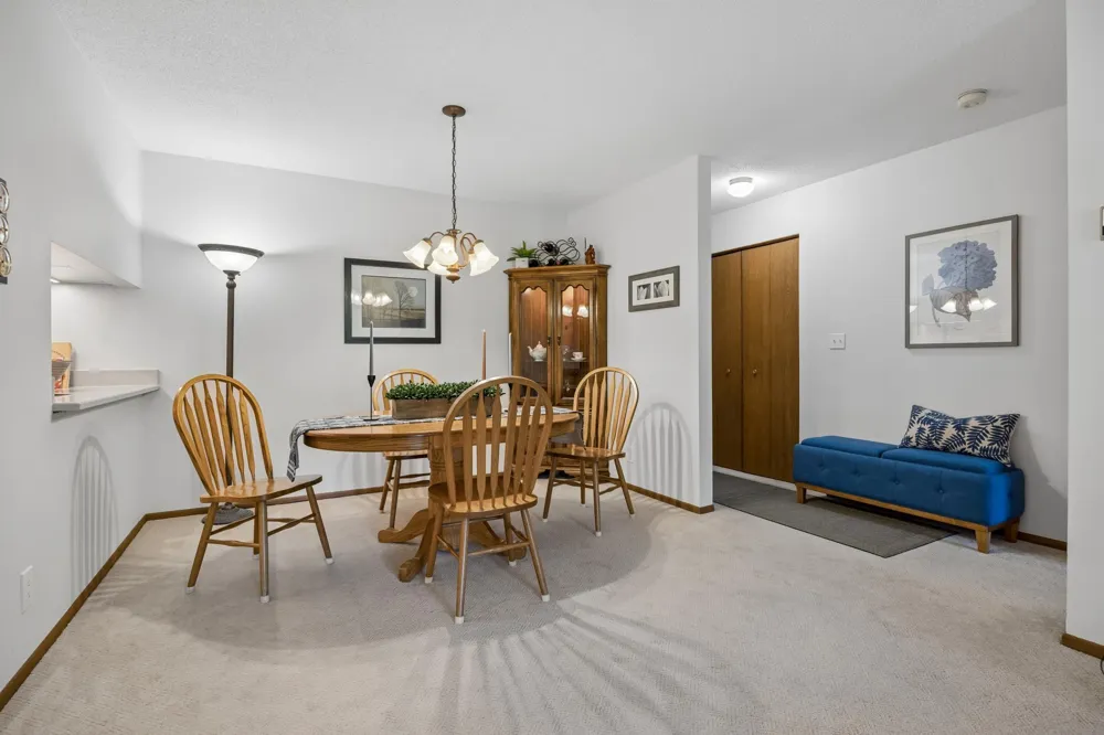 35 Nathan Lane #303 Plymouth, MN 55441