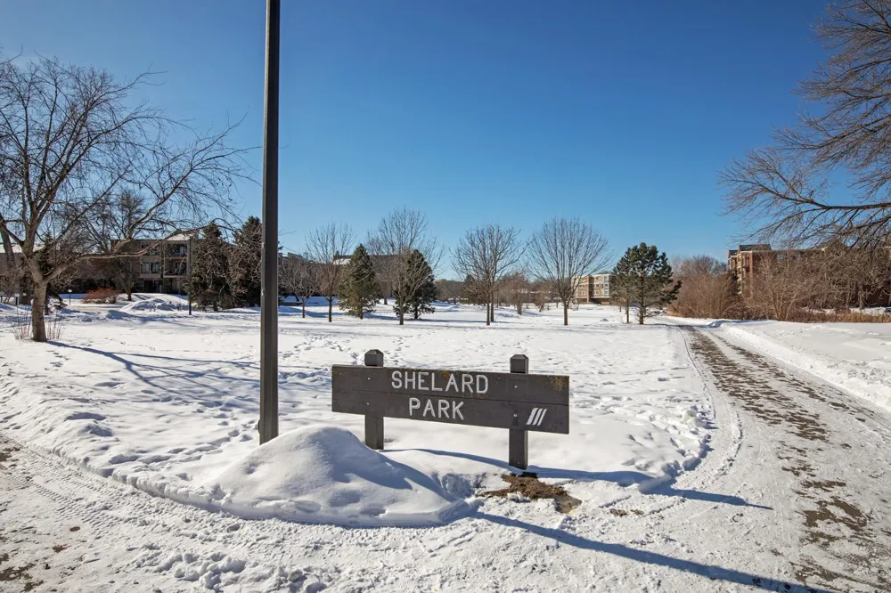 35 Nathan Lane #303 Plymouth, MN 55441