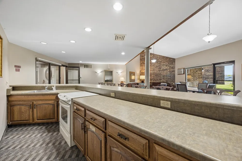 35 Nathan Lane #303 Plymouth, MN 55441