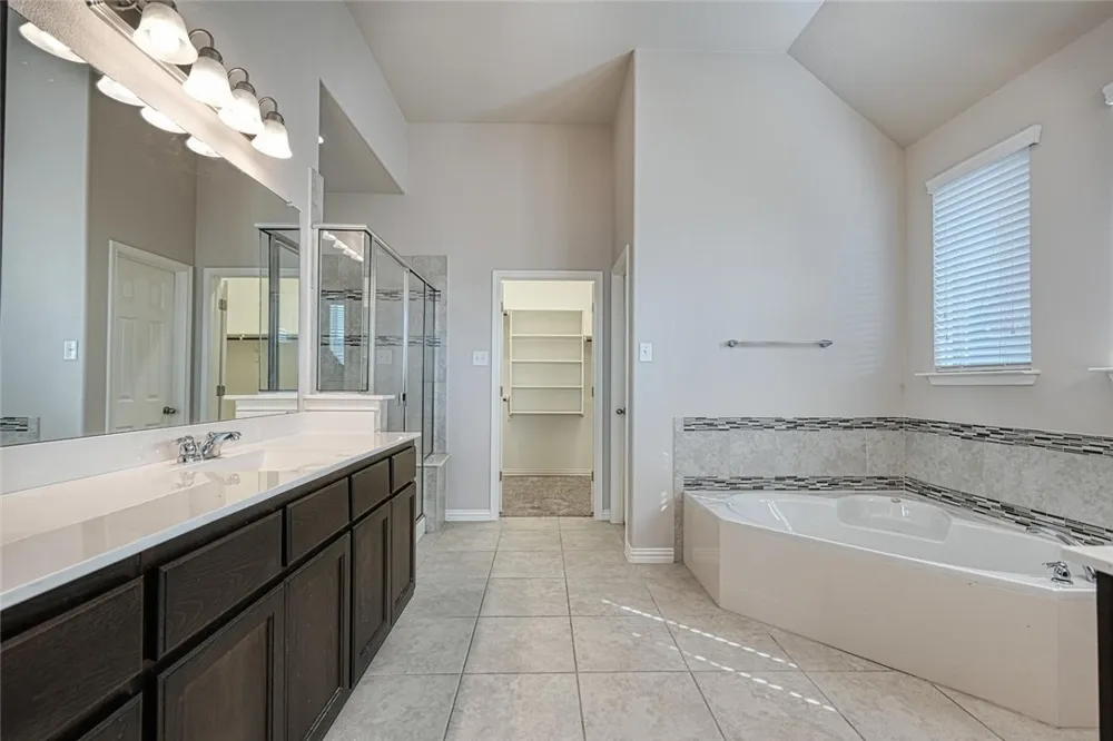 19916 Chayton Circle Pflugerville, TX 78660