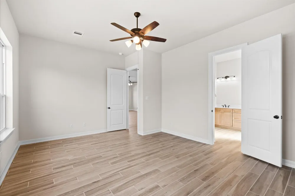 1605 Carefree Circle Seabrook, TX 77586