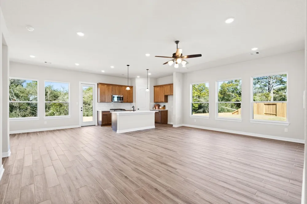 1605 Carefree Circle Seabrook, TX 77586