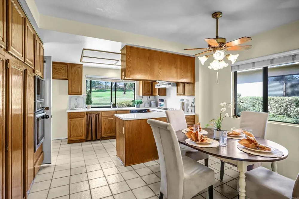 975 Pebble Beach Upland, CA 91784