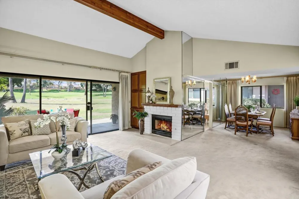 975 Pebble Beach Upland, CA 91784