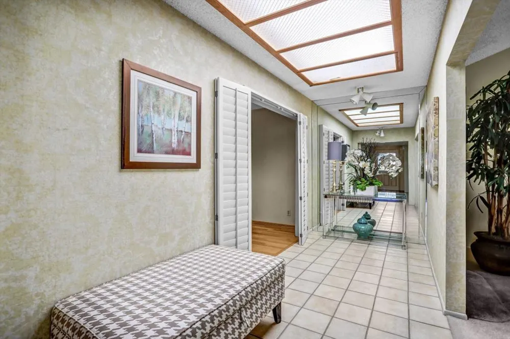 975 Pebble Beach Upland, CA 91784