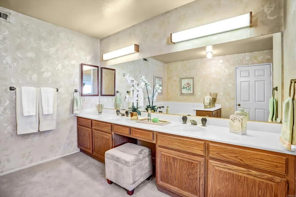 975 Pebble Beach Upland, CA 91784