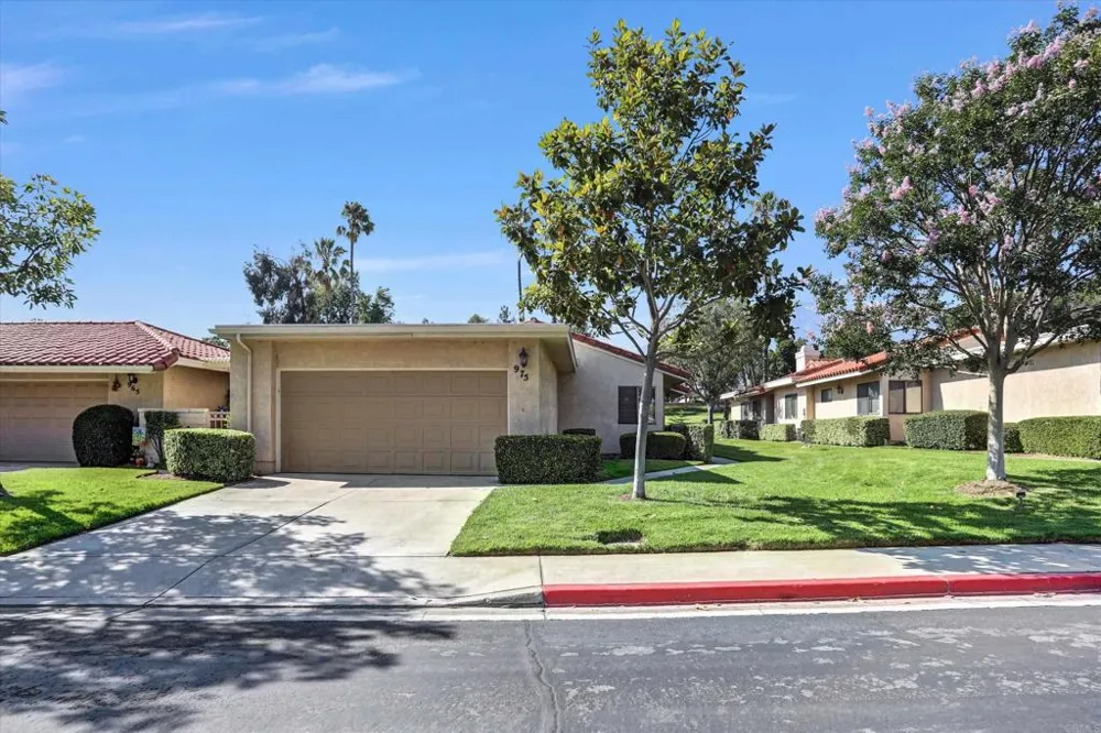 975 Pebble Beach Upland, CA 91784
