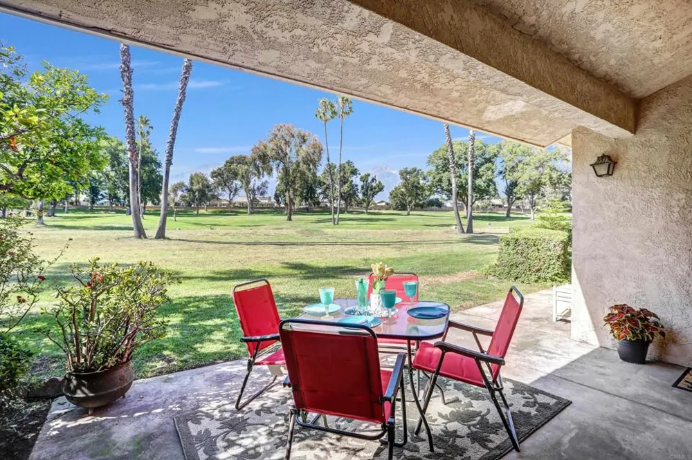 975 Pebble Beach Upland, CA 91784