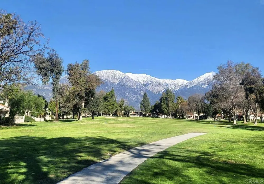975 Pebble Beach Upland, CA 91784