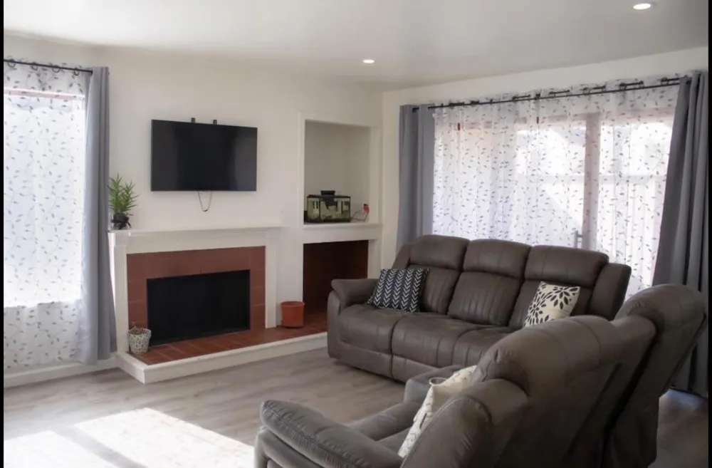2402 Main Street #C Salinas, CA 93906