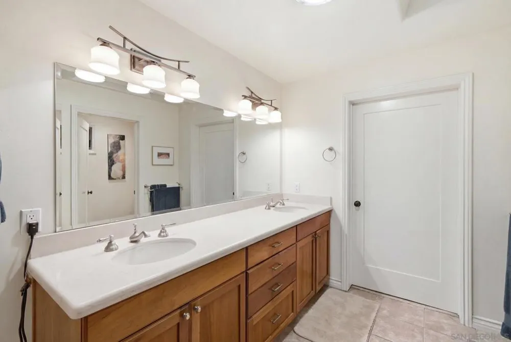 12686 Fairbrook San Diego, CA 92131