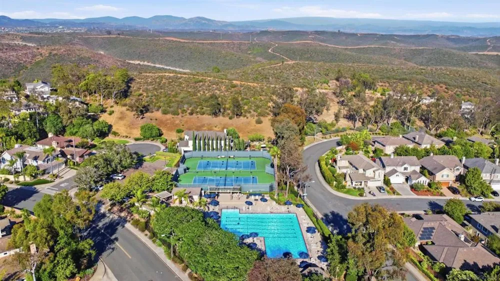 12686 Fairbrook San Diego, CA 92131