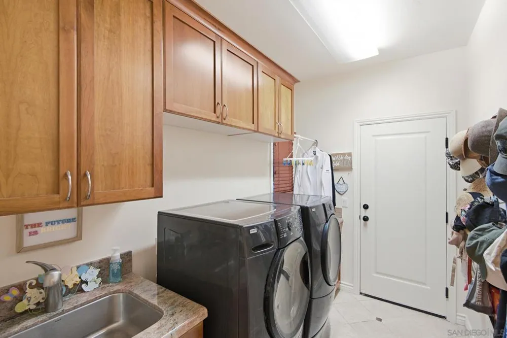 12686 Fairbrook San Diego, CA 92131