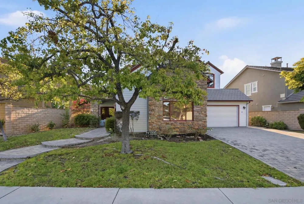 12686 Fairbrook San Diego, CA 92131