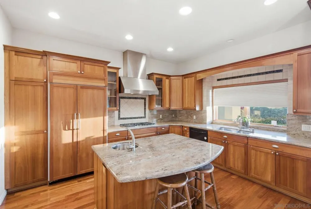 12686 Fairbrook San Diego, CA 92131