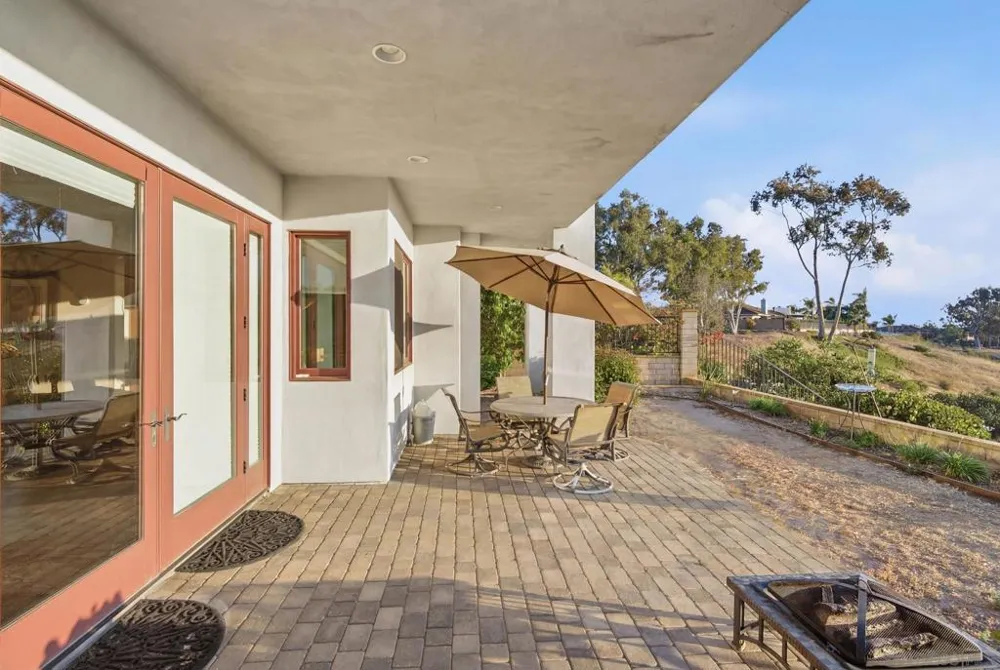 12686 Fairbrook San Diego, CA 92131