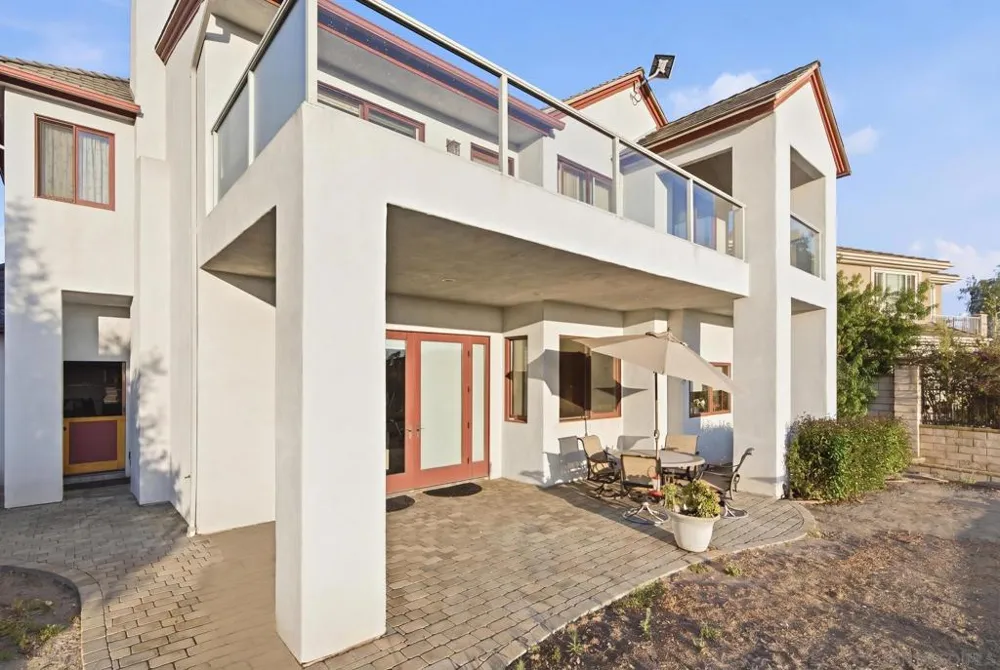 12686 Fairbrook San Diego, CA 92131
