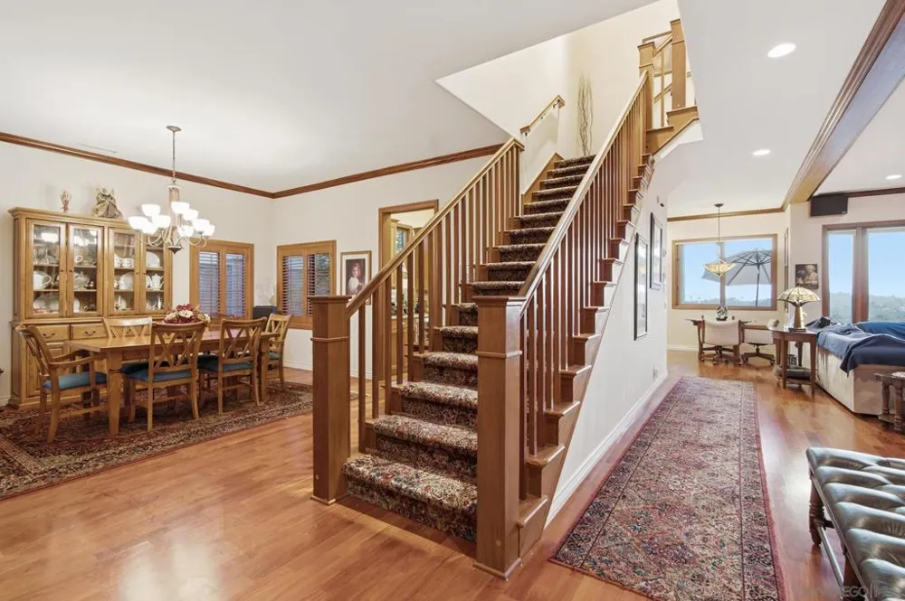12686 Fairbrook San Diego, CA 92131