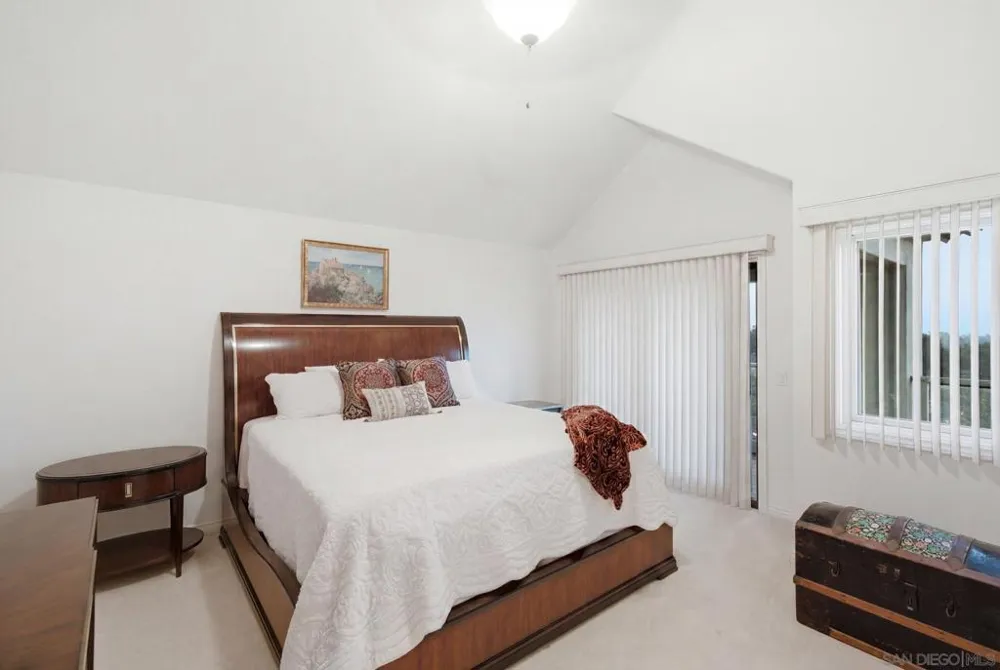 12686 Fairbrook San Diego, CA 92131