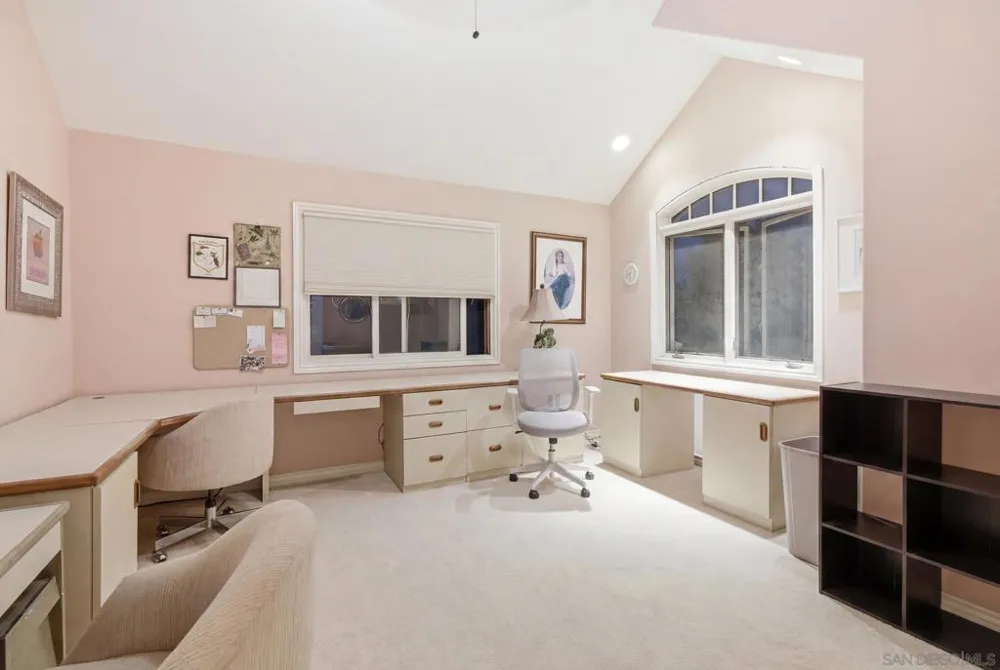 12686 Fairbrook San Diego, CA 92131