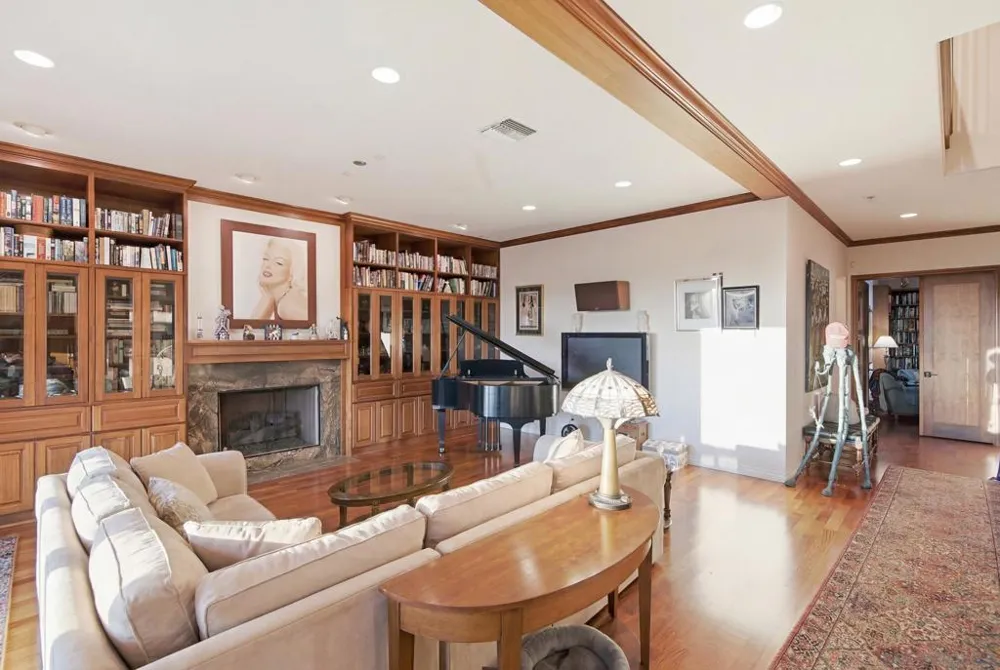 12686 Fairbrook San Diego, CA 92131