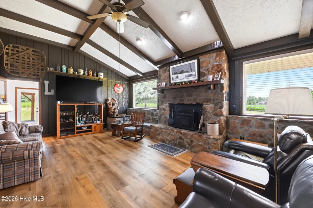 2665 Us Hwy 117 Burgaw, NC 28425